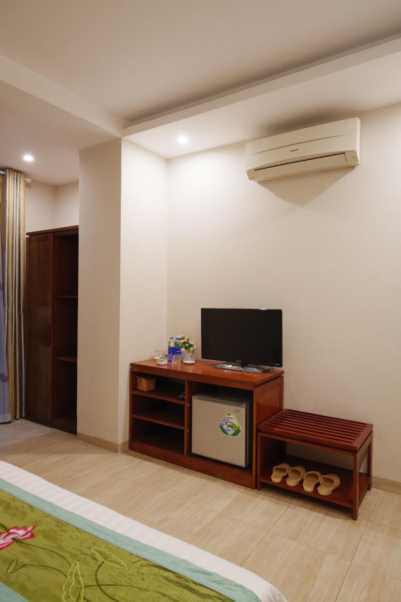 Ngan Ha Hotel Long Bien ฮานอย ภายนอก รูปภาพ